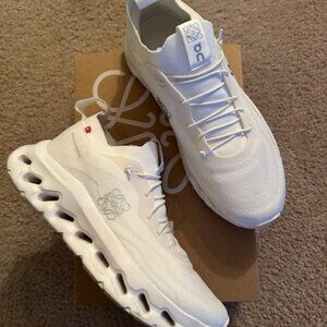Loewe x On Cloud Women sneakers Size US9.5 EU41 Breathable, color white.